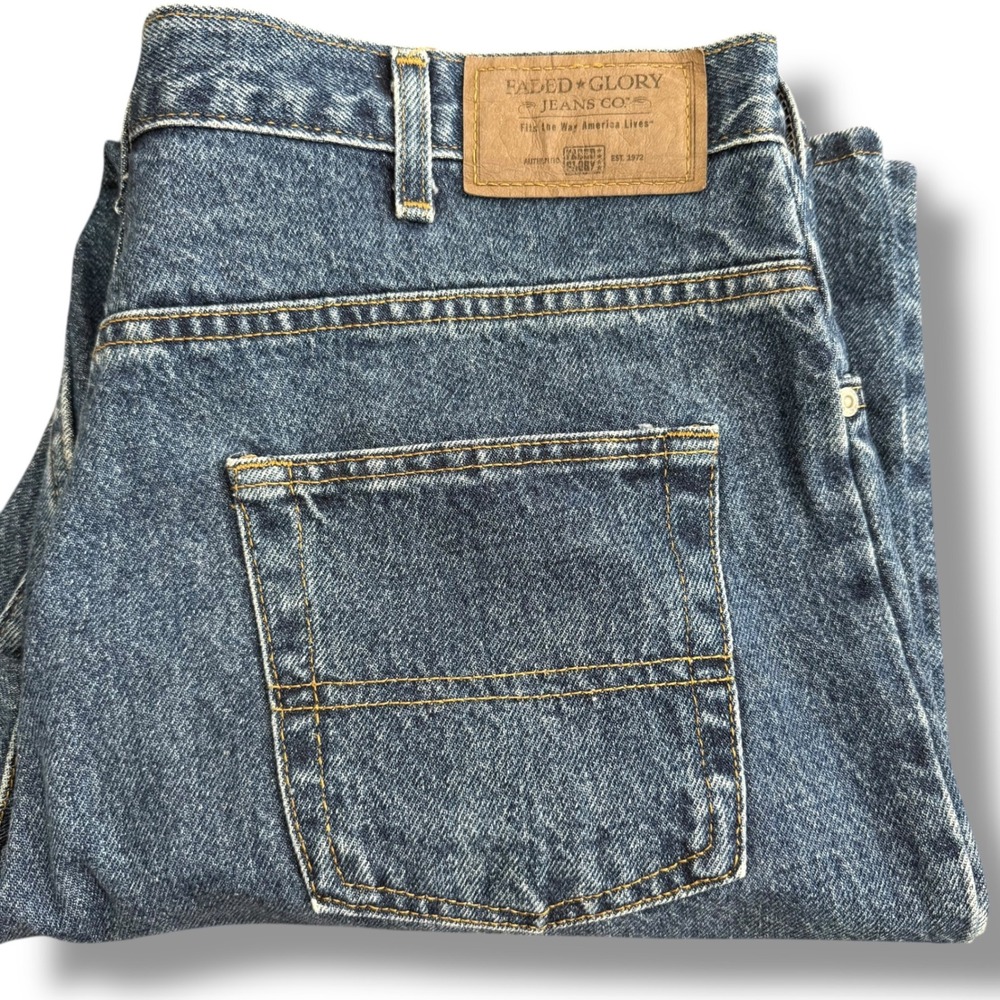 Faded Glory Relaxed Fit Jeans Mens 38x32 Blue Denim Straight‎ Leg Pants Vintage - Picture 2 of 7